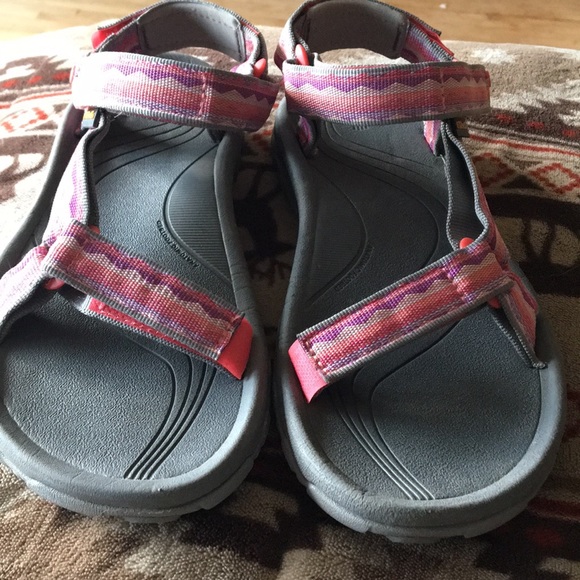 Teva Shoes - strappy sandals